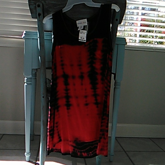 Red and black tie dye vest - Picture 5 of 5
